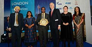 Company Secretary, Shri V. Murali, receiving the Golden Peacock Award for Excellence in Corporate Governance 2019 under National Category